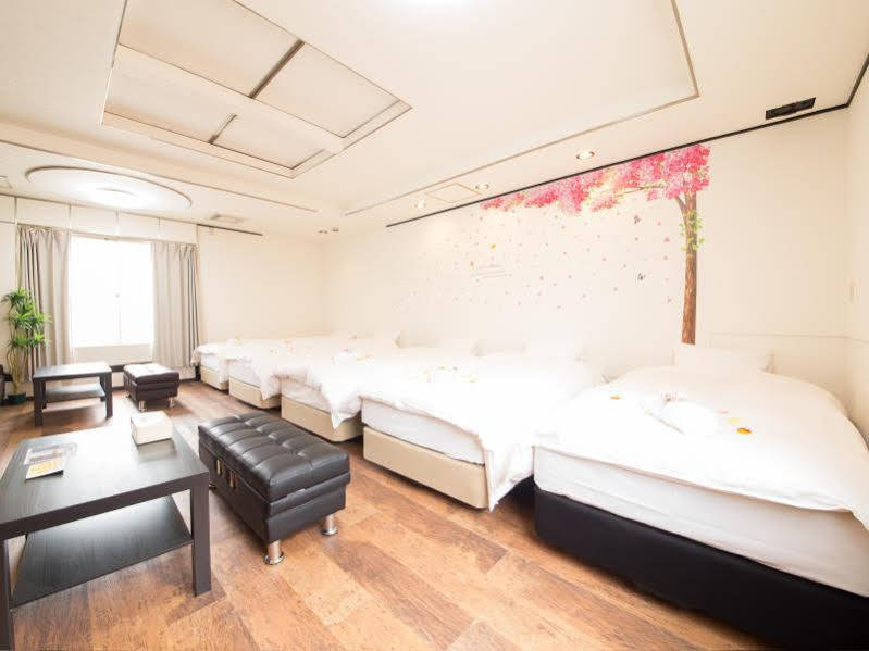 Hotel Candy Hall (Adults Only) Осака Экстерьер фото